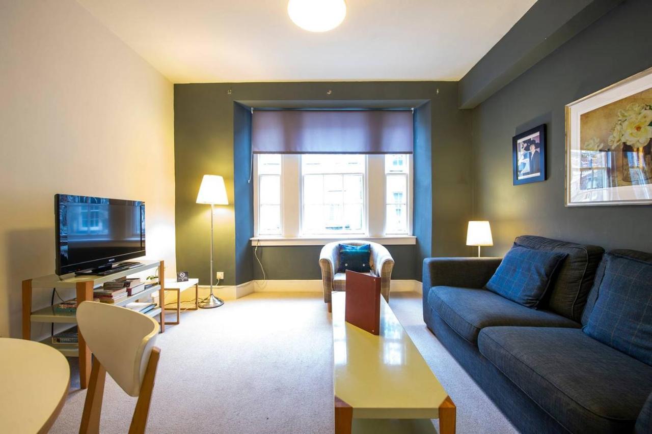 Joivy Perfect Location! Charming Rose St Apt For Couples Appartement Edinburgh Buitenkant foto